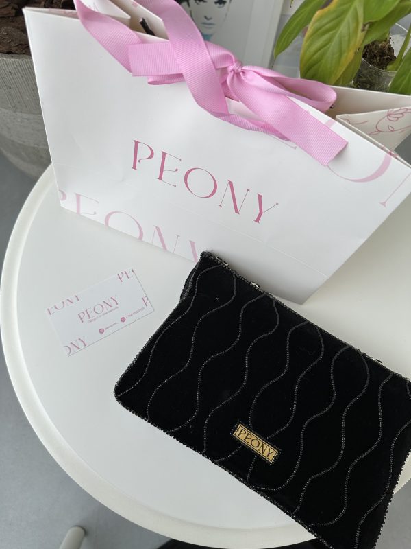 Black velvet +black crystals - Image 2