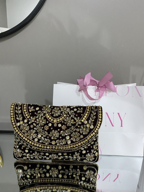 Purple velvet with gold crystals - Image 2