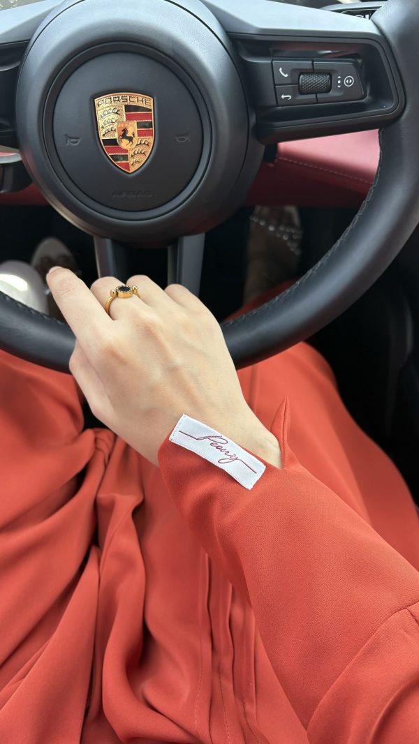 Dana Sada orange